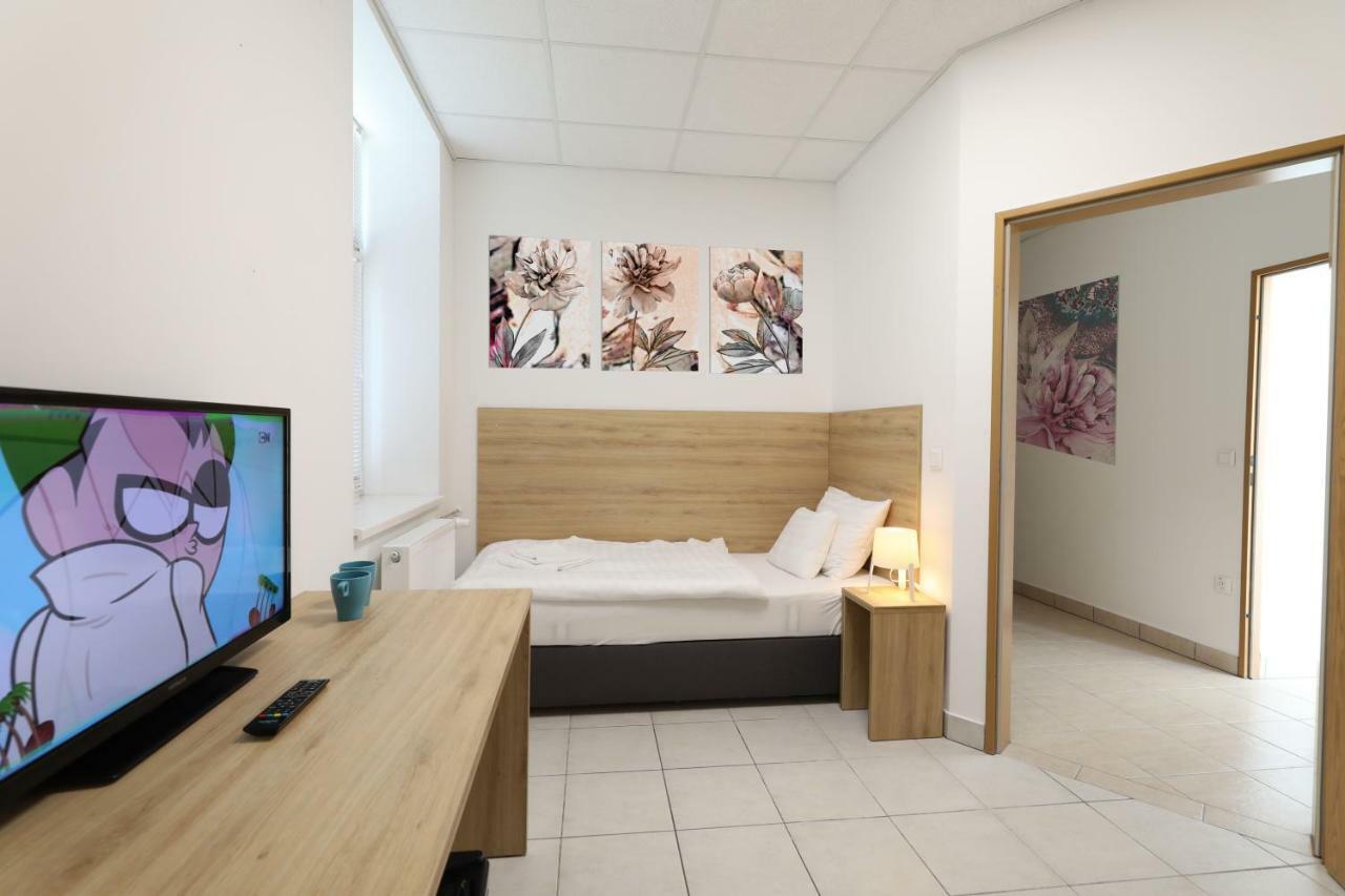 Smart Rooms Székesfehérvár Exterior foto